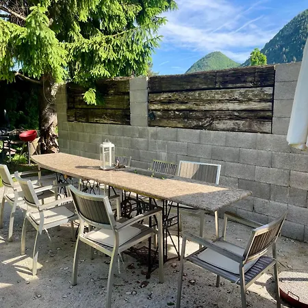 Lägenhet Apartma Zeus *